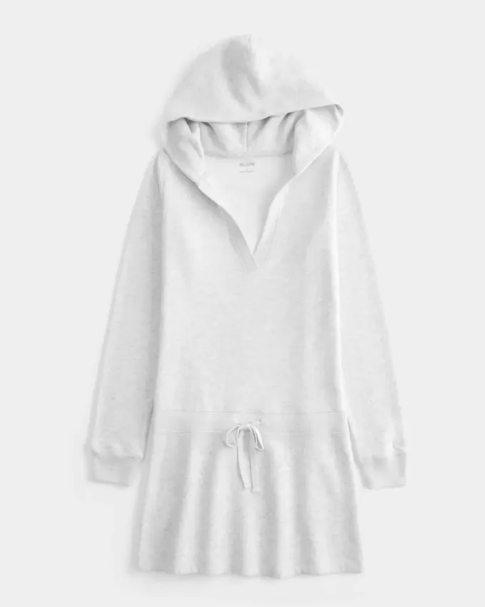 Abito in pile a maniche lunghe con cappuccio