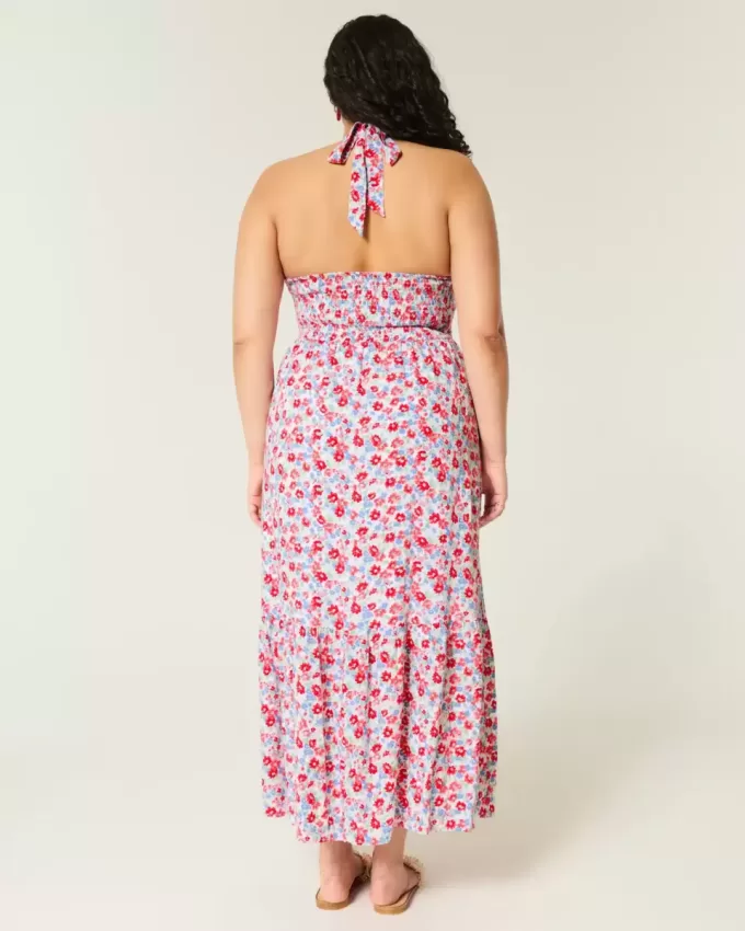 Abito lungo con scollo all’americana