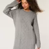 Abito oversize in maglia a trecce