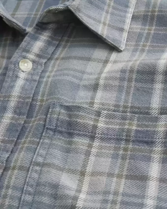 Camicia di flanella squadrata