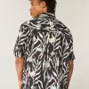 Camicia in misto lino con motivo a pesci tropicali squadrati