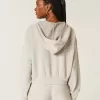 Felpa con cappuccio e scollo a V in maglia Gilly Hicks