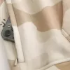 Felpa con cappuccio mimetica squadrata