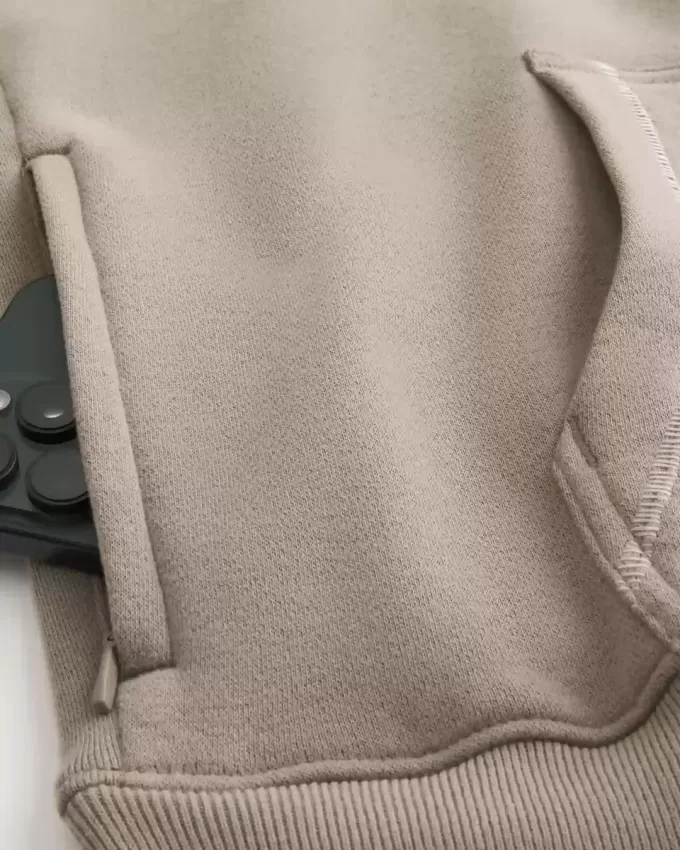 Felpa con cappuccio squadrata con cuciture a contrasto