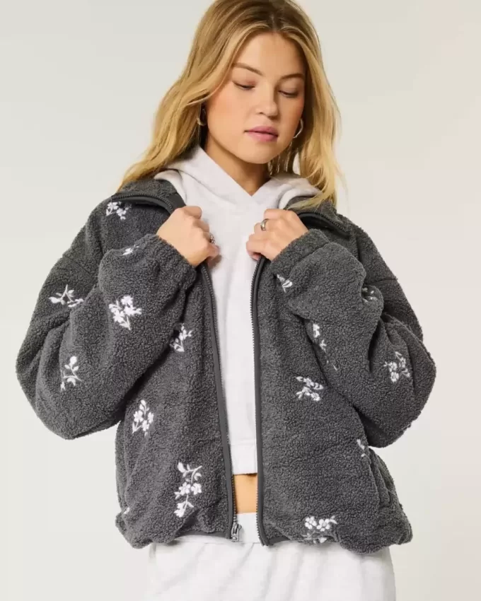 Giacca in pile Sherpa ricamata