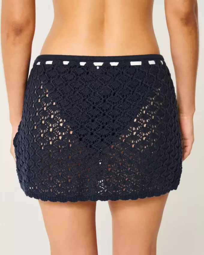 Gonna copricostume in stile uncinetto