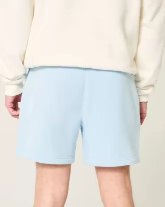Hollister Feel Good Fleece Shorts larghi a metà coscia