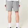 Hollister Feel Good Fleece Shorts larghi a metà coscia