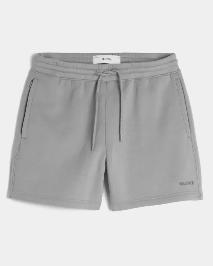 Hollister Feel Good Fleece Shorts larghi a metà coscia