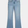 Jeans a vita bassa con lavaggio chiaro