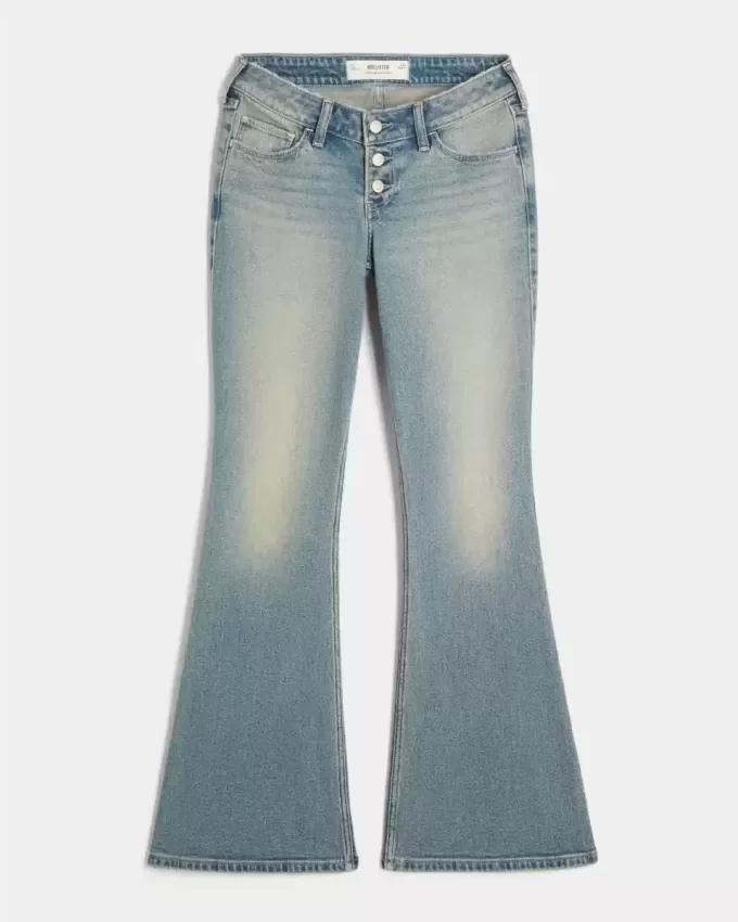 Jeans a zampa a lavaggio medio e vita ultra bassa