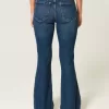 Jeans a zampa a vita alta con lavaggio scuro