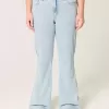 Jeans a zampa con ricamo a cuore e lavaggio chiaro a vita alta