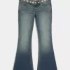 Jeans a zampa ricamati a lavaggio medio e vita bassissima