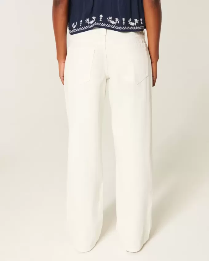 Jeans bianchi larghi a vita bassa