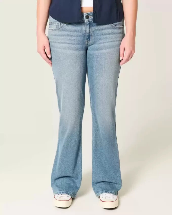 Jeans bootcut a vita bassa con lavaggio medio