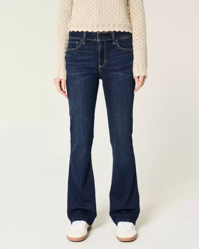 Jeans bootcut lavaggio scuro a vita media
