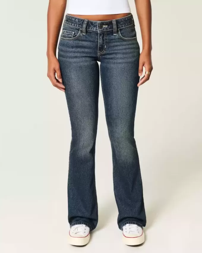 Jeans bootcut ricamati a vita bassa e lavaggio scuro
