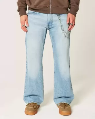 Jeans bootcut rilassati con lavaggio chiaro