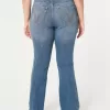 Jeans Curvy a vita media con lavaggio medio