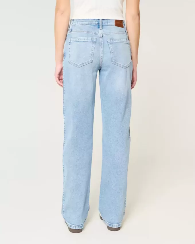 Jeans da papà a vita alta con strappi e lavaggio medio