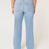 Jeans dritti a vita alta con lavaggio chiaro