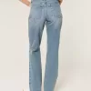 Jeans dritti a vita alta con lavaggio medio strappato