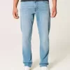 Jeans dritti e aderenti