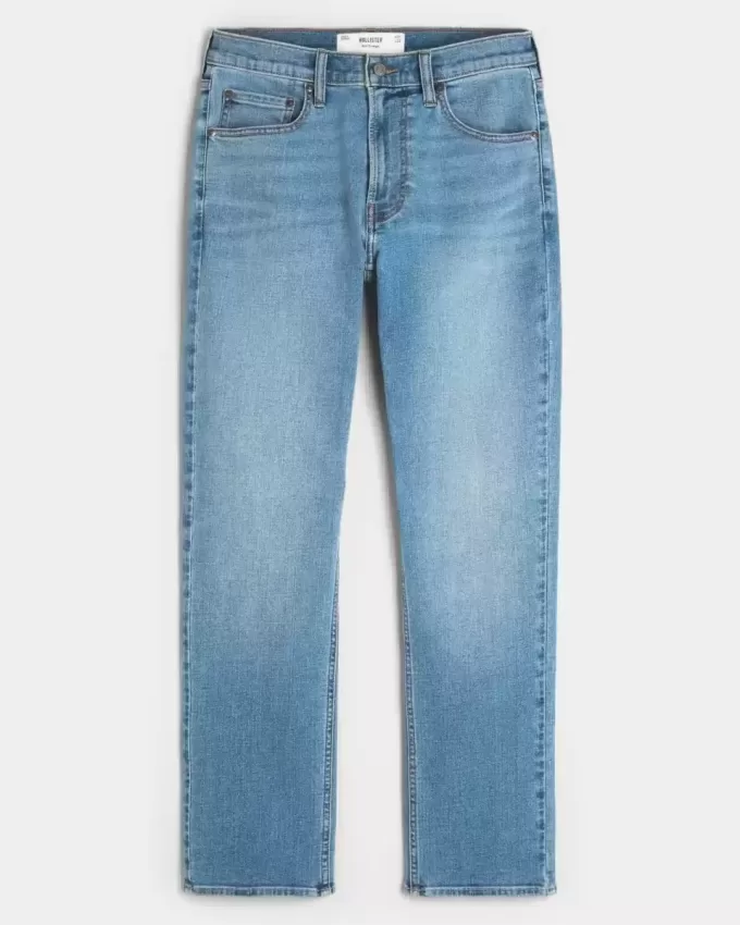 Jeans dritti e aderenti