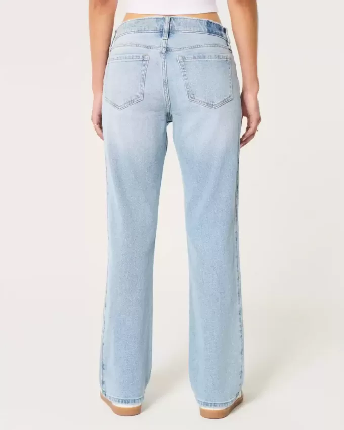 Jeans dritti e rilassati a vita bassa con lavaggio chiaro