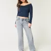Jeans dritti e rilassati a vita bassa con lavaggio medio