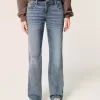 Jeans dritti e rilassati a vita bassa con lavaggio medio