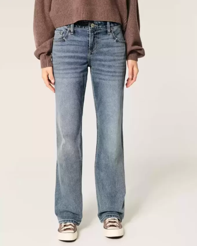Jeans dritti e rilassati a vita bassa con lavaggio medio