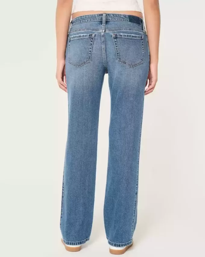 Jeans dritti e rilassati a vita bassa con lavaggio medio Jeans dritti e rilassati a vita bassa con lavaggio medio