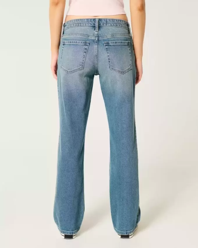 Jeans dritti e rilassati a vita bassa con lavaggio medio