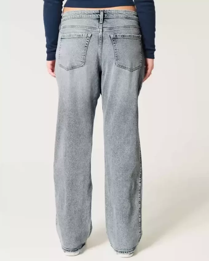 Jeans dritti e rilassati a vita bassa con lavaggio medio
