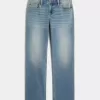 Jeans dritti e rilassati a vita bassa con lavaggio medio
