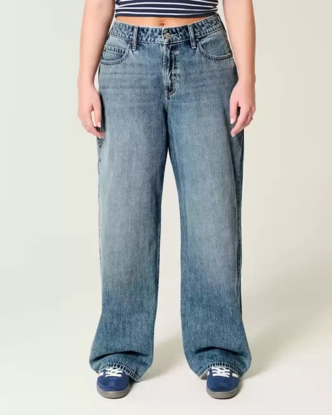 Jeans larghi a vita alta
