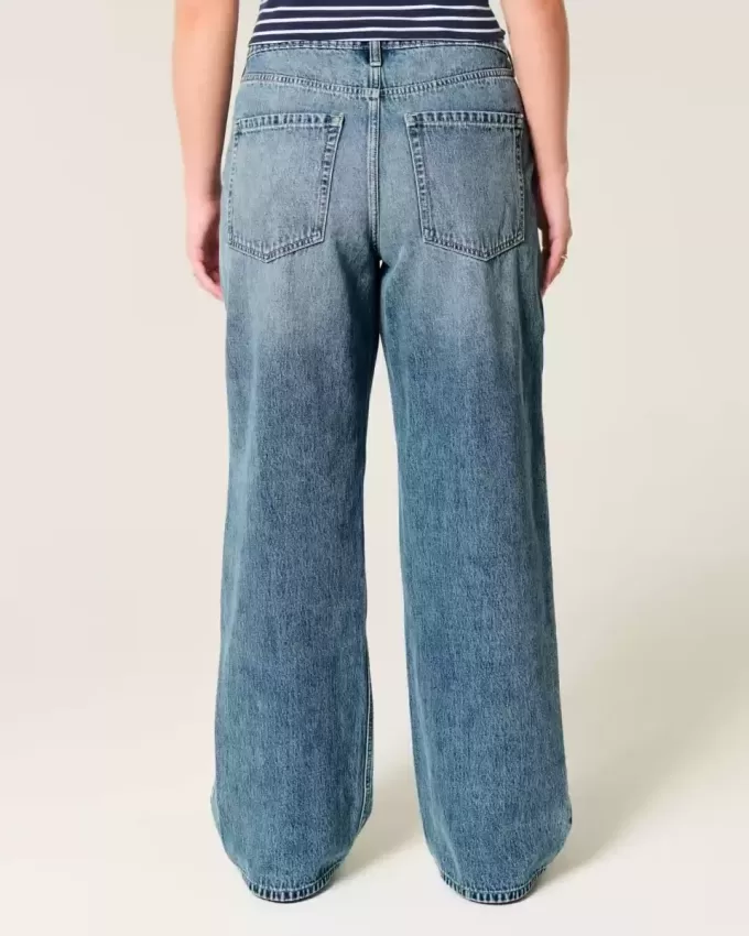 Jeans larghi a vita alta