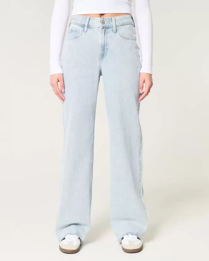 Jeans larghi a vita alta con lavaggio chiaro