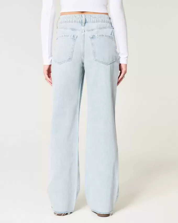 Jeans larghi a vita alta con lavaggio chiaro