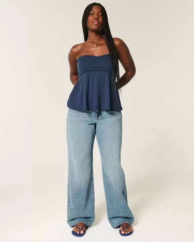 Jeans larghi a vita alta e curvy