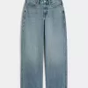 Jeans larghi a vita alta e curvy