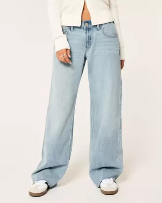 Jeans larghi a vita bassa con cintura comoda e lavaggio chiaro