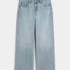 Jeans larghi a vita bassa con cintura comoda e lavaggio chiaro