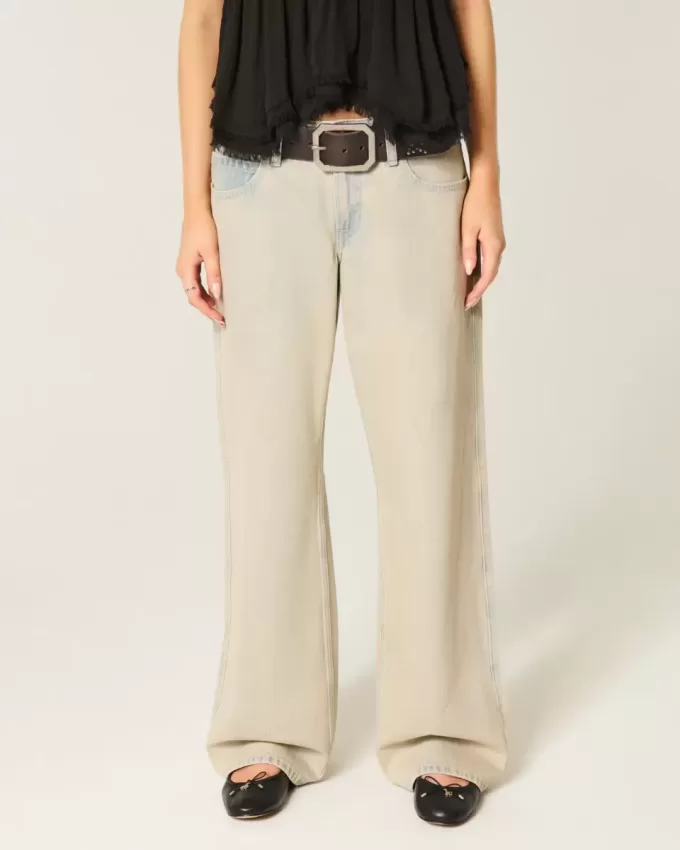 Jeans larghi a vita bassa con lavaggio chiaro