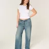 Jeans larghi a vita bassa con lavaggio medio