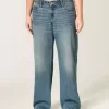 Jeans larghi a vita bassa con lavaggio medio