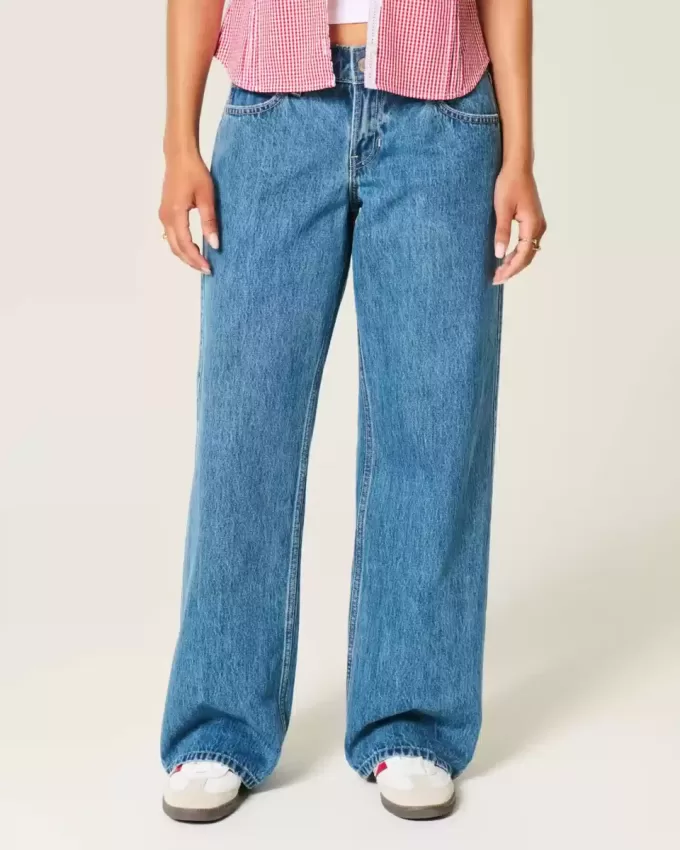 Jeans larghi a vita bassa con lavaggio medio