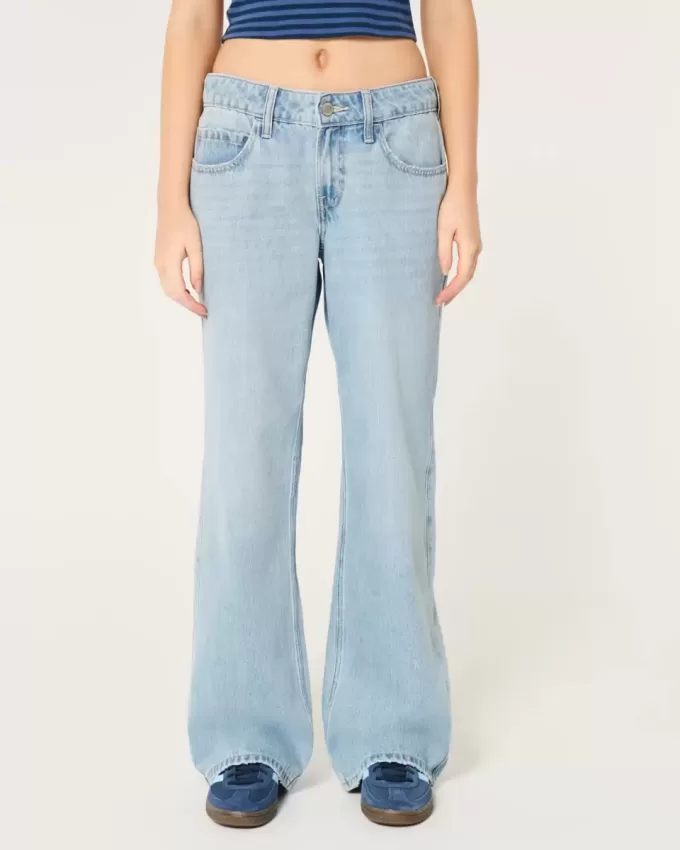 Jeans larghi a vita bassa con lavaggio medio